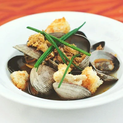 The Happy Home Cook: San Miguel Steamed Clams by the LASA Restaurant Project