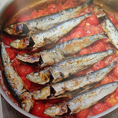 The Happy Home Cook: Sardines in Spicy Tomato Sauce