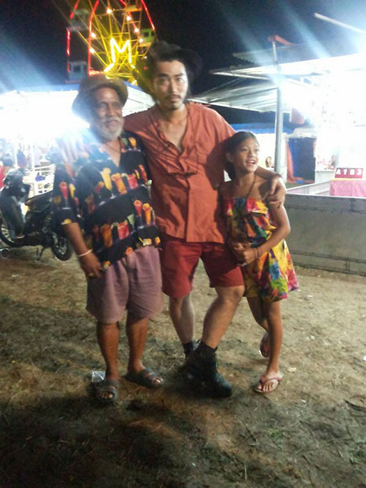 Kohki Hasei (center) with Blanka stars Peter Mallari, a blind street musician, and Cydel Gabutero