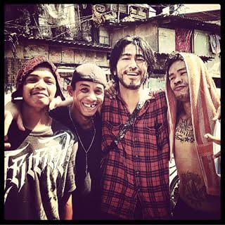 Hasei (second from right) reuniting with Godog actors 8 years after