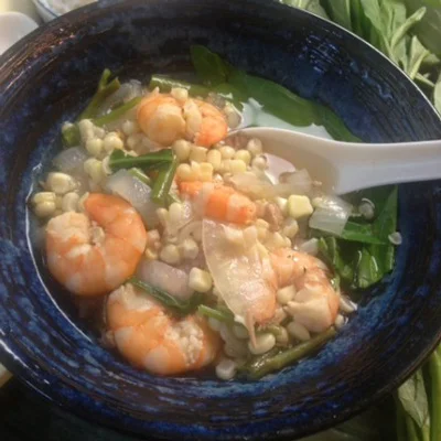 The Happy Home Cook: Suam na Mais – Corn Soup with Shrimps and Spinach