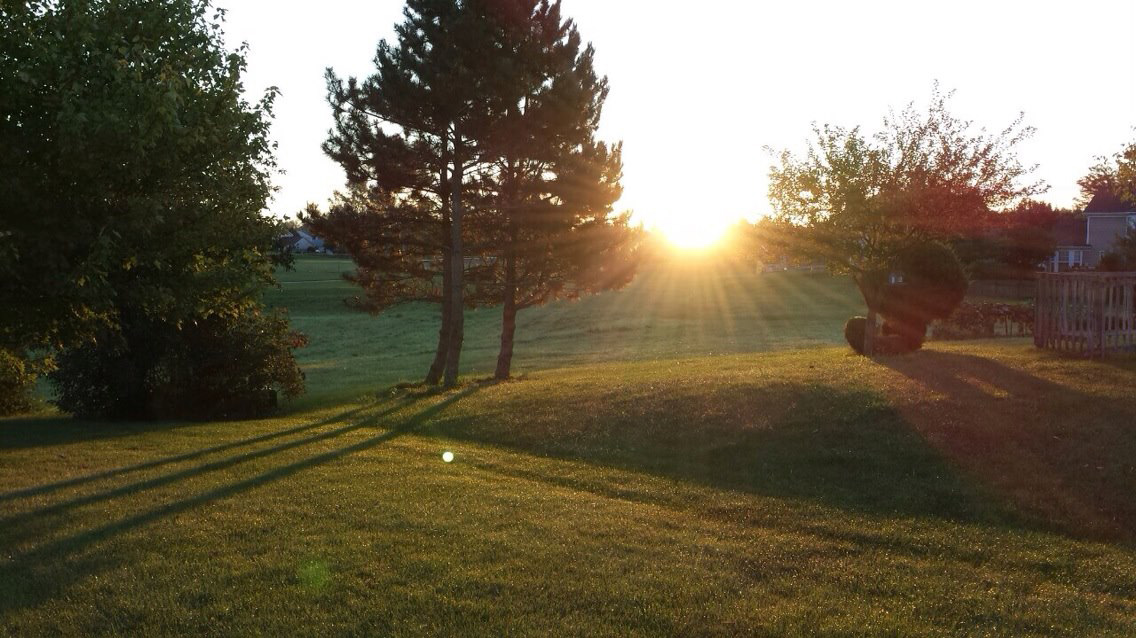 In our overnight stops, we look for the best places to watch the sunrise. This one is from the backyard of our friends' house in Illinois. (Photo by Irwin Ver)