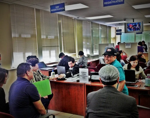 The early days of the voter registration period atthe PhilippineConsulate General in San Francisco in May, 2014