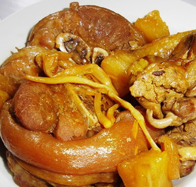 The Happy Home Cook: Estofadong Pata