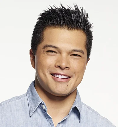 ‘Crazy Ex-Girlfriend’ Goes Gaga for a Filipino