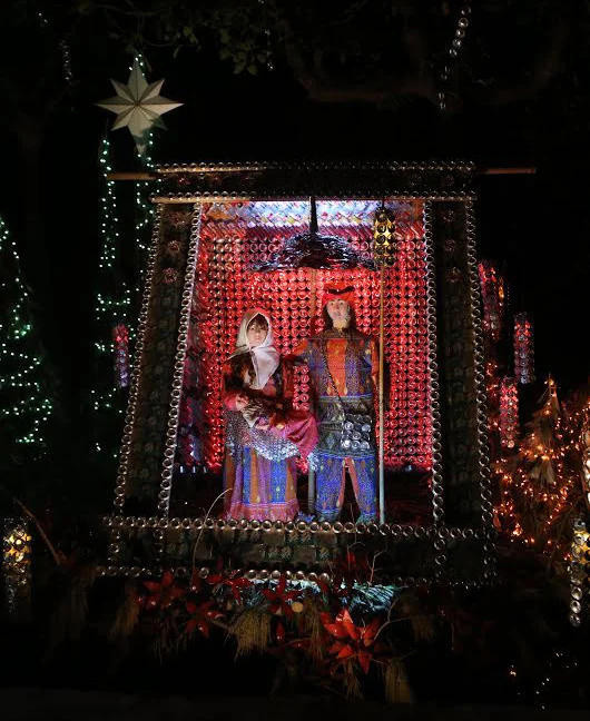 Rizzel Ann Lanoria's Belen of recycled soda cans lights up the long stretches of Pura, Tarlac. (Photo courtesy of The Tarlac Heritage Foundation - Belenismo sa Tarlac)