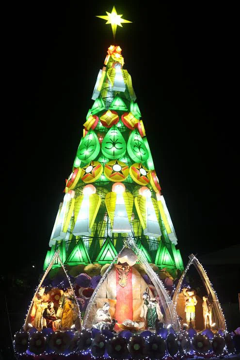 The Belen of Maria Cristina Park under the giant Christmas tree is spectacular and can be seen from afar in Tarlac City. (Photo courtesy of The Tarlac Heritage Foundation - Belenismo sa Tarlac)
