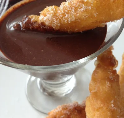 The Happy Home Cook: Churros con Tsokolate