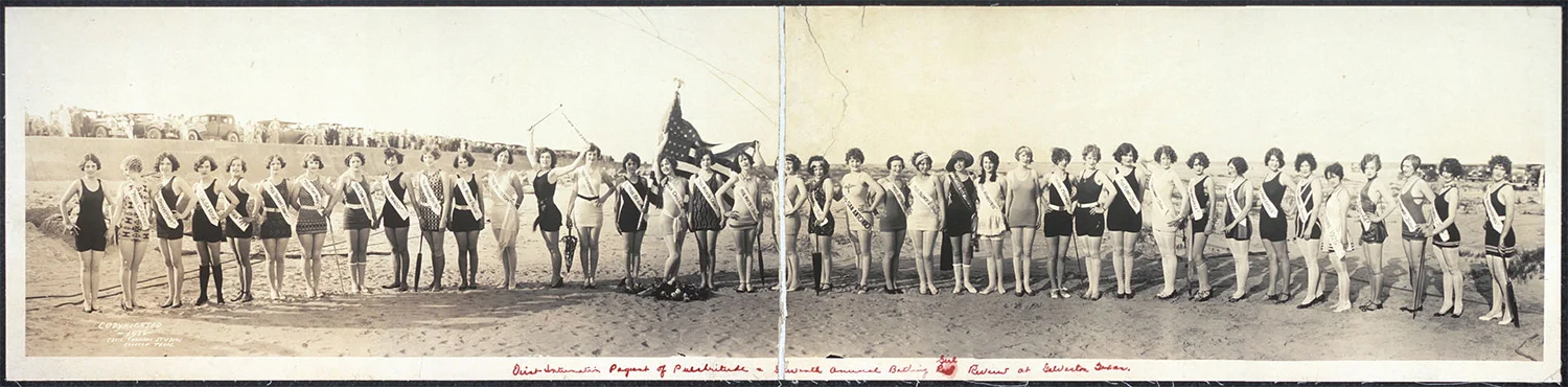 The 39 contestants of the first International Pageant of Pulchritude, 1926, in Galveston, Texas; a mix of 37 American beauties, and one each from Canada and Mexico. (Cecil Thomson Studios) 