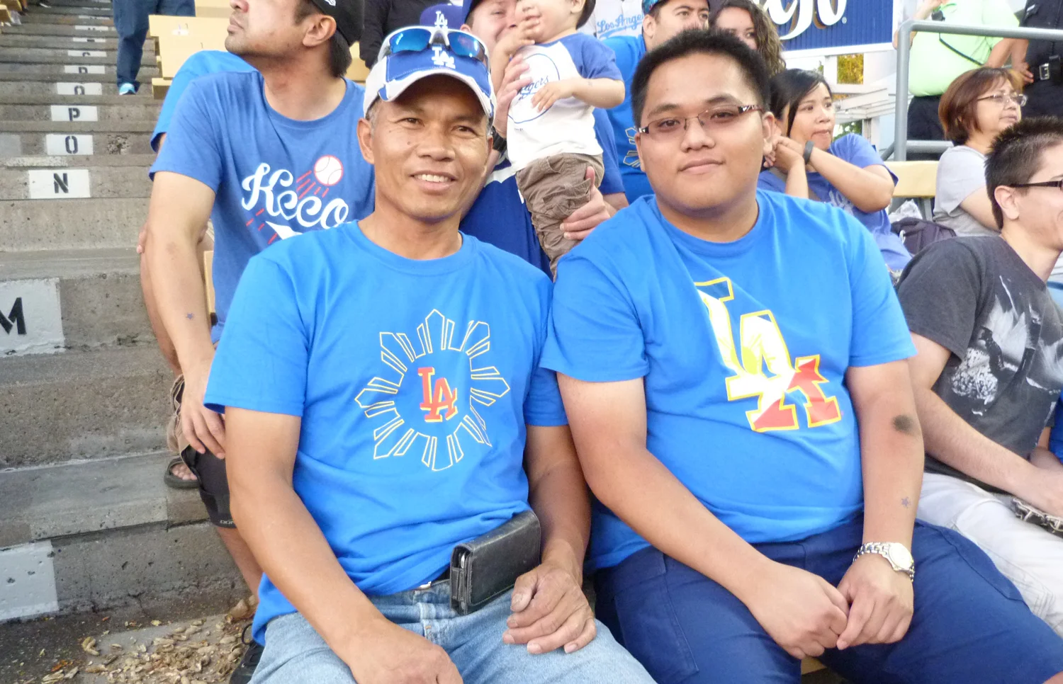 Fans come for the LA Dodgers' Filipino Night t-shirts (Photo by Anthony Maddela)