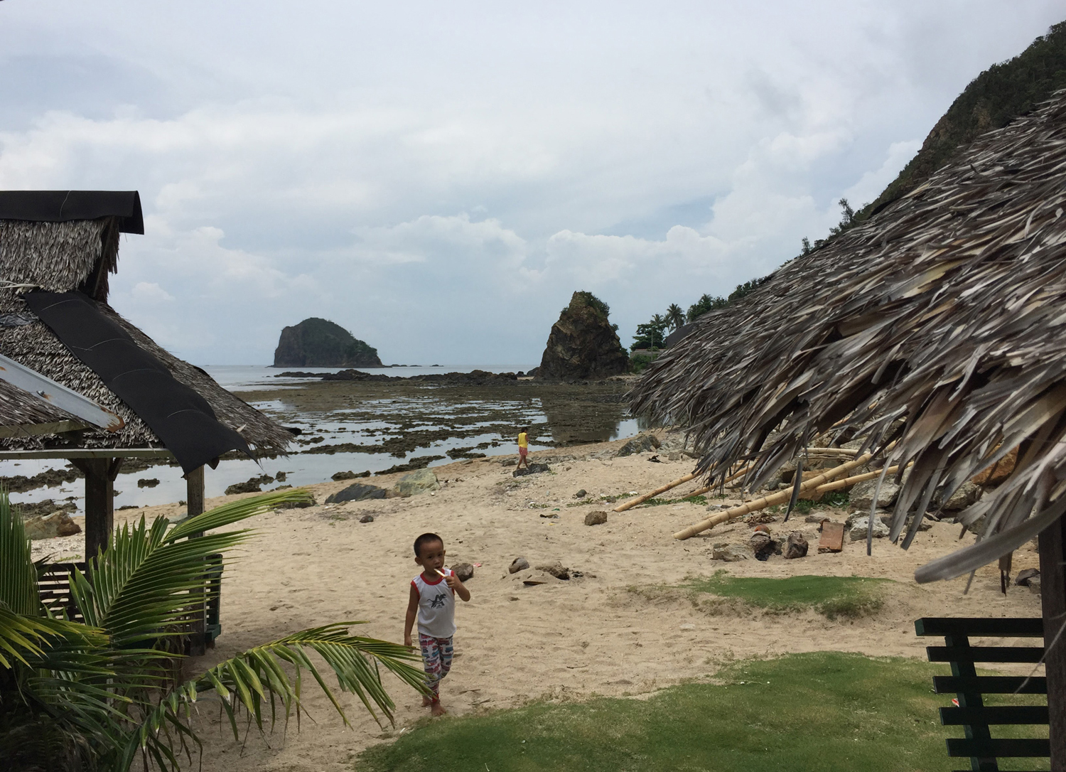 Aniao Islets up close. (Photo by Omar Paz)
