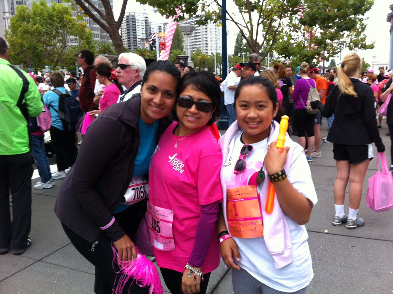2011 Susan G Komen Race for the Cure (Photo courtesy of Jo-Ann Agcaoili)