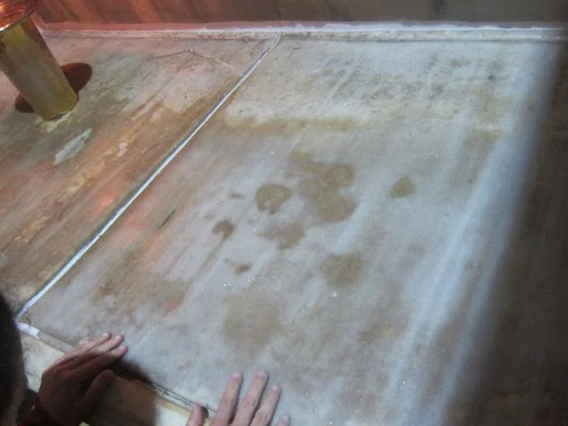 The slab that covers the Tomb of Jesus (Photo by Mona Lisa Yuchengco )