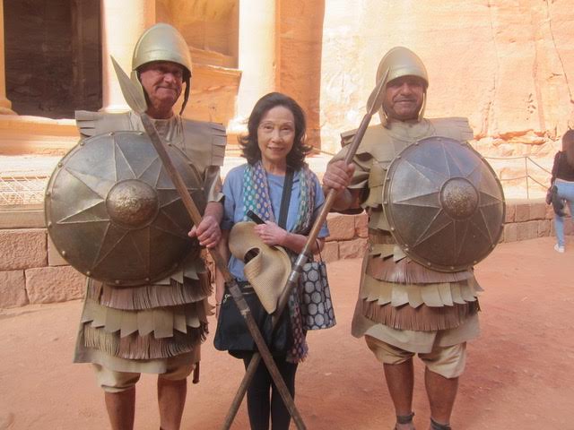 Annabelle Yuchengco poses with the Petra guards. (Photo by Mona Lisa Yuchengco )