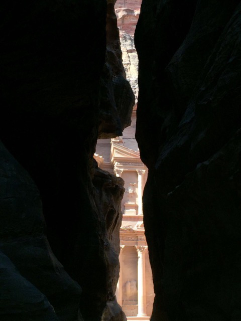 The view from End of the Siq that gives you a peek of The Treasury. 