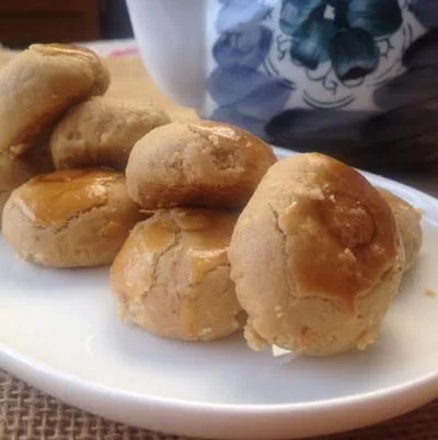 The Happy Home Cook: Chinese Peanut Cookies for the Lunar New Year of the Rooster 2017