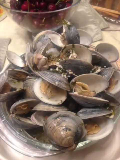 The Happy Home Cook: Manila Clams in Pinot Grigio