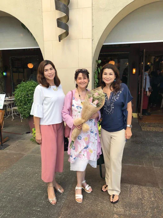 Marita Zobel (center) and daughters Ika and Maricel. (Photo courtesy of Marita Zobel)