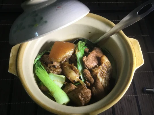 Pork Humba (Photo by Rene Astudillo)