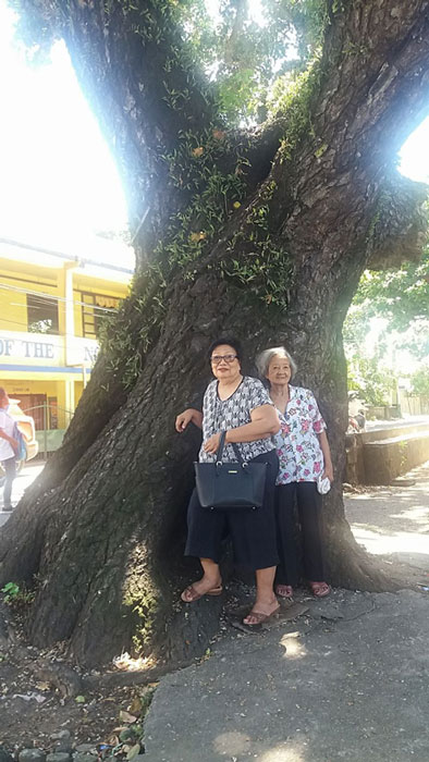 Amabel Bangalan Duque and Rose Cortez Alvarez have wonderful memories of the bittaog. (Photo by Maynard U. Campañano)