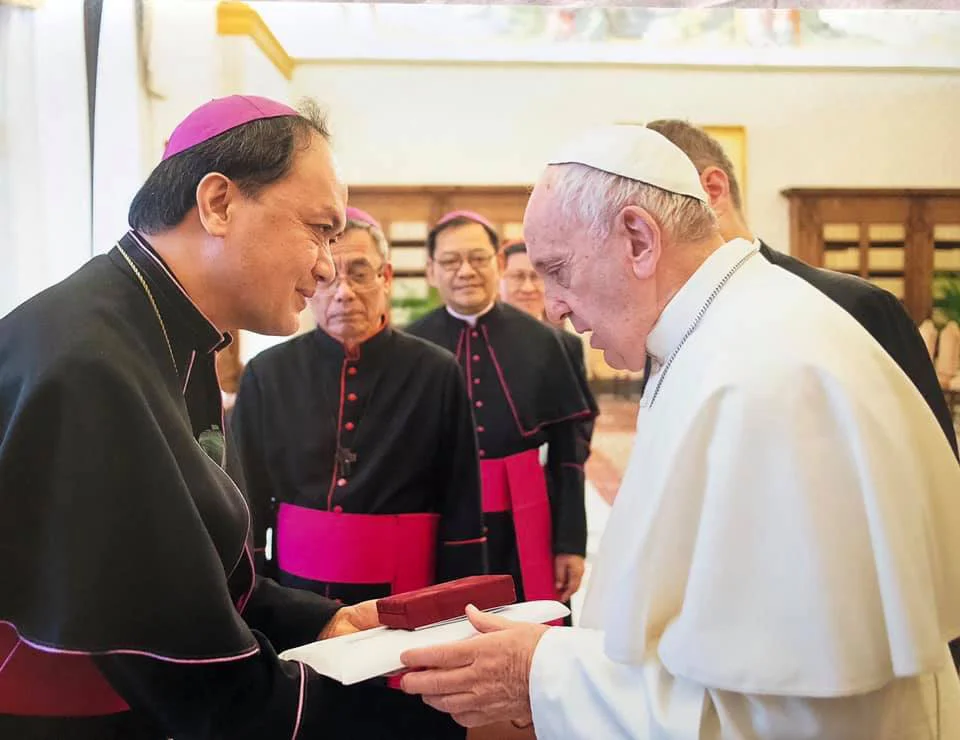 Caloocan Bishop Pablo Virgilio David and Pope Francis