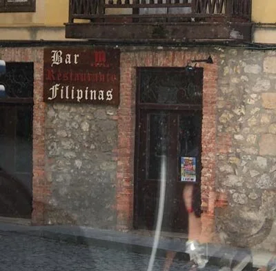 Modern Pilgrims Find Each Other in Northern Spain