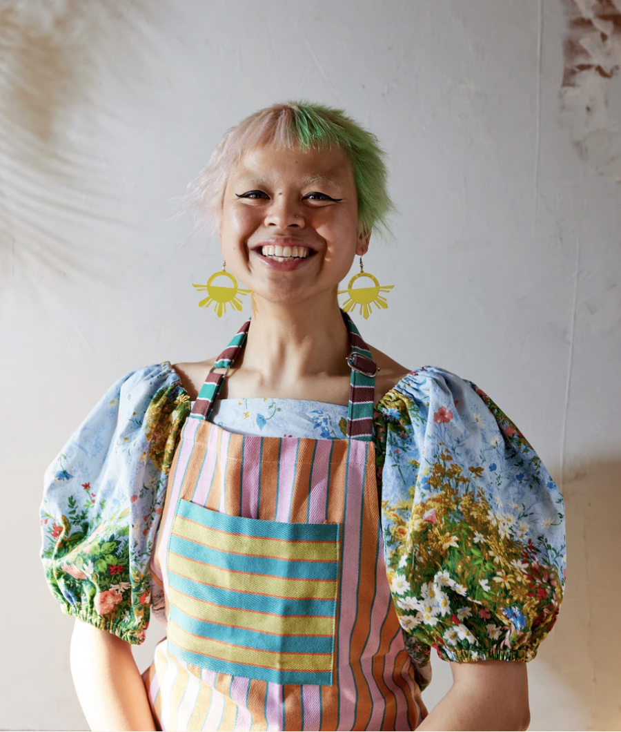 In the Dusky Kitchen with Abi 