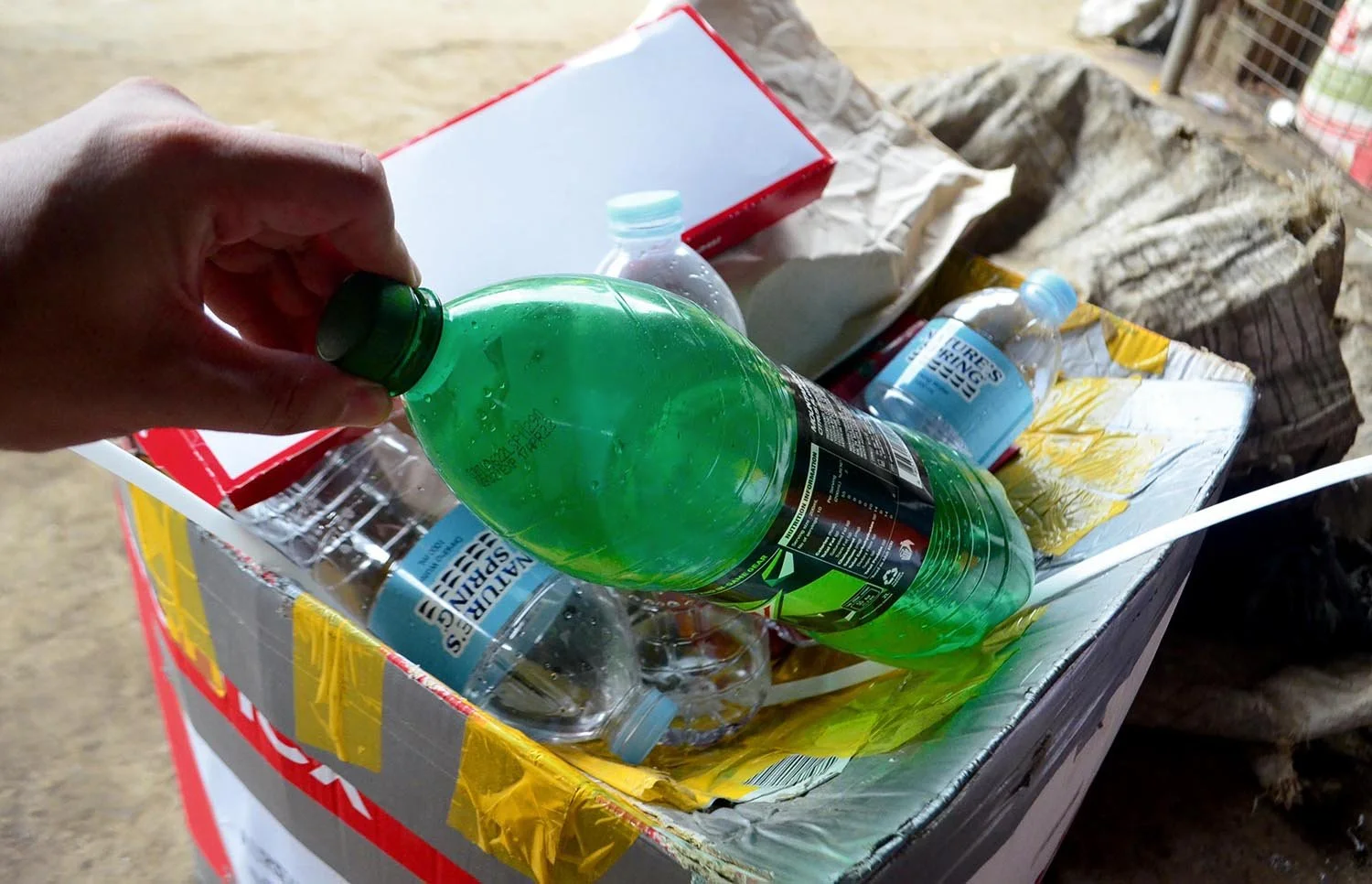 Cash for Trash ‘Bakal, Bote, Plastik at Dyaryo’ — Positively Filipino