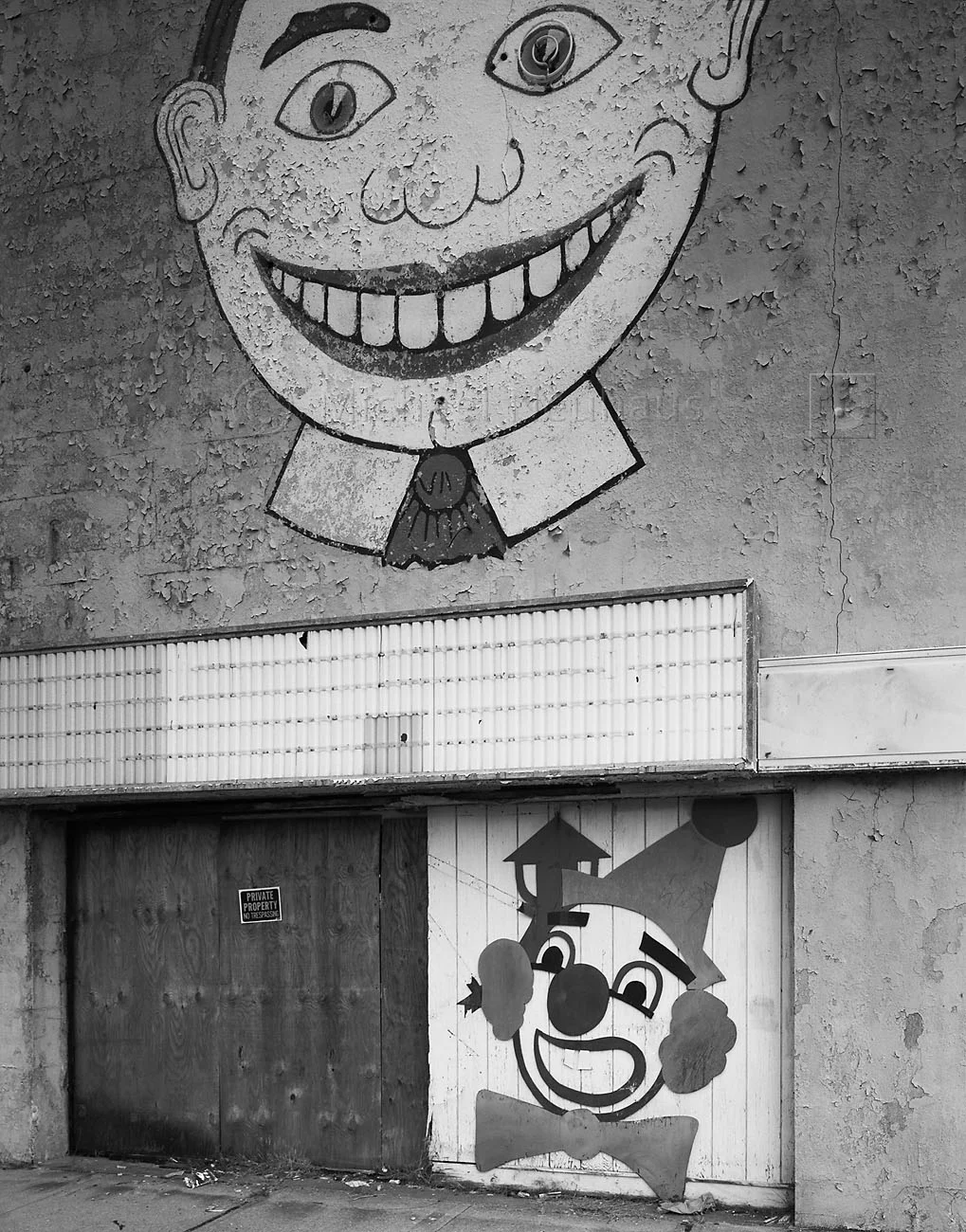 Tillie&Clown.jpg