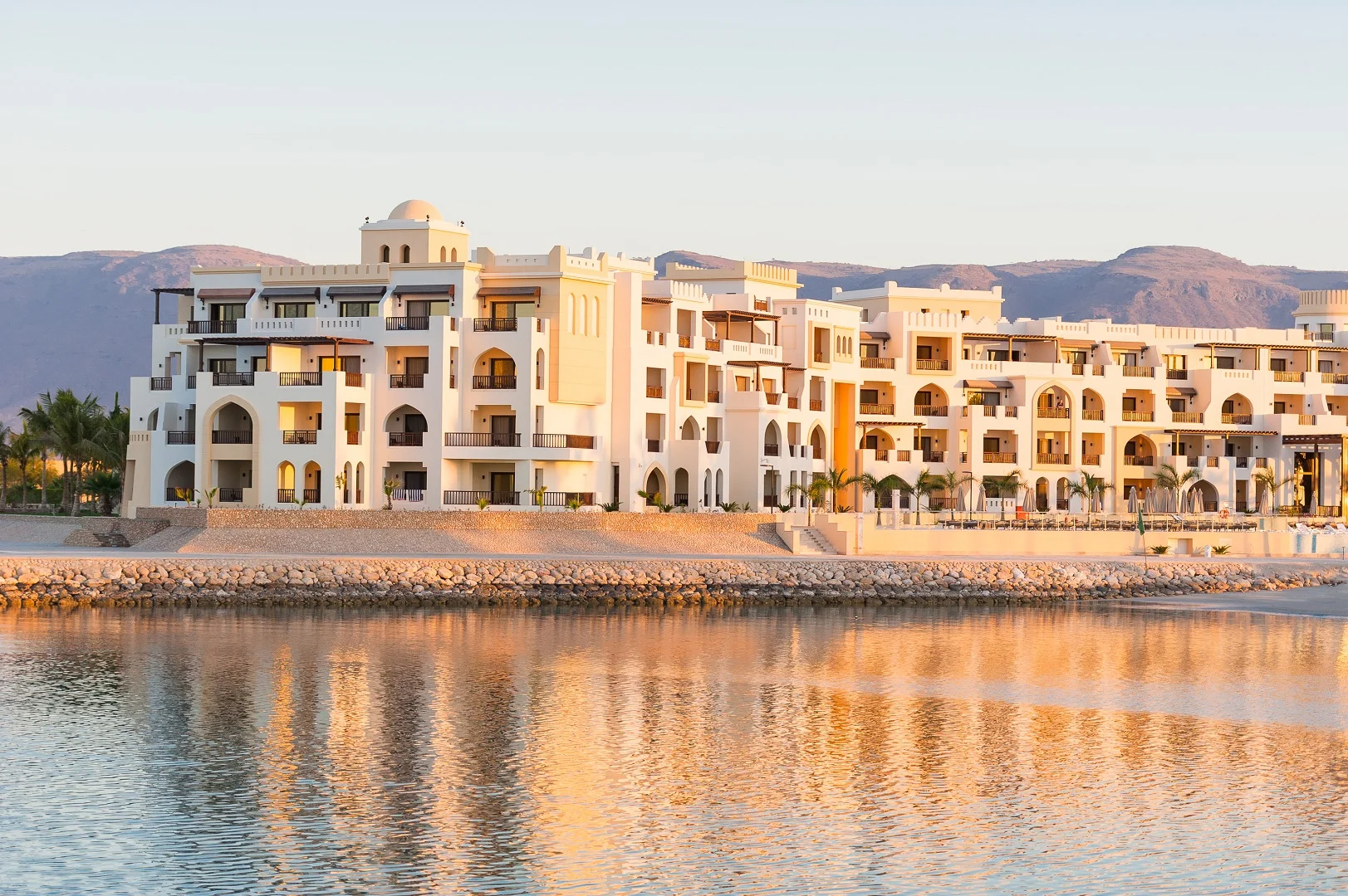 Al Fanar Hotel & Residences