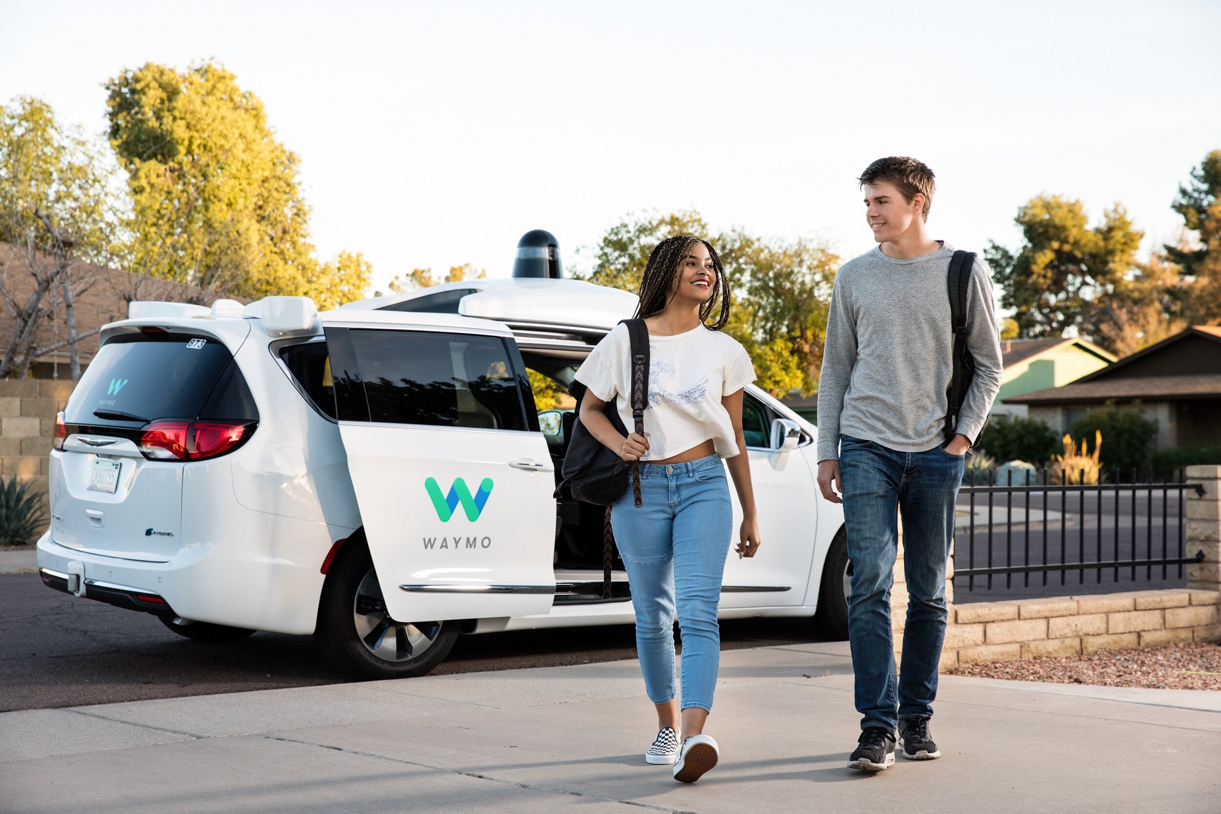 nhtsa-steps-in-to-help-self-driving-cars-take-hold-129208_1.jpeg