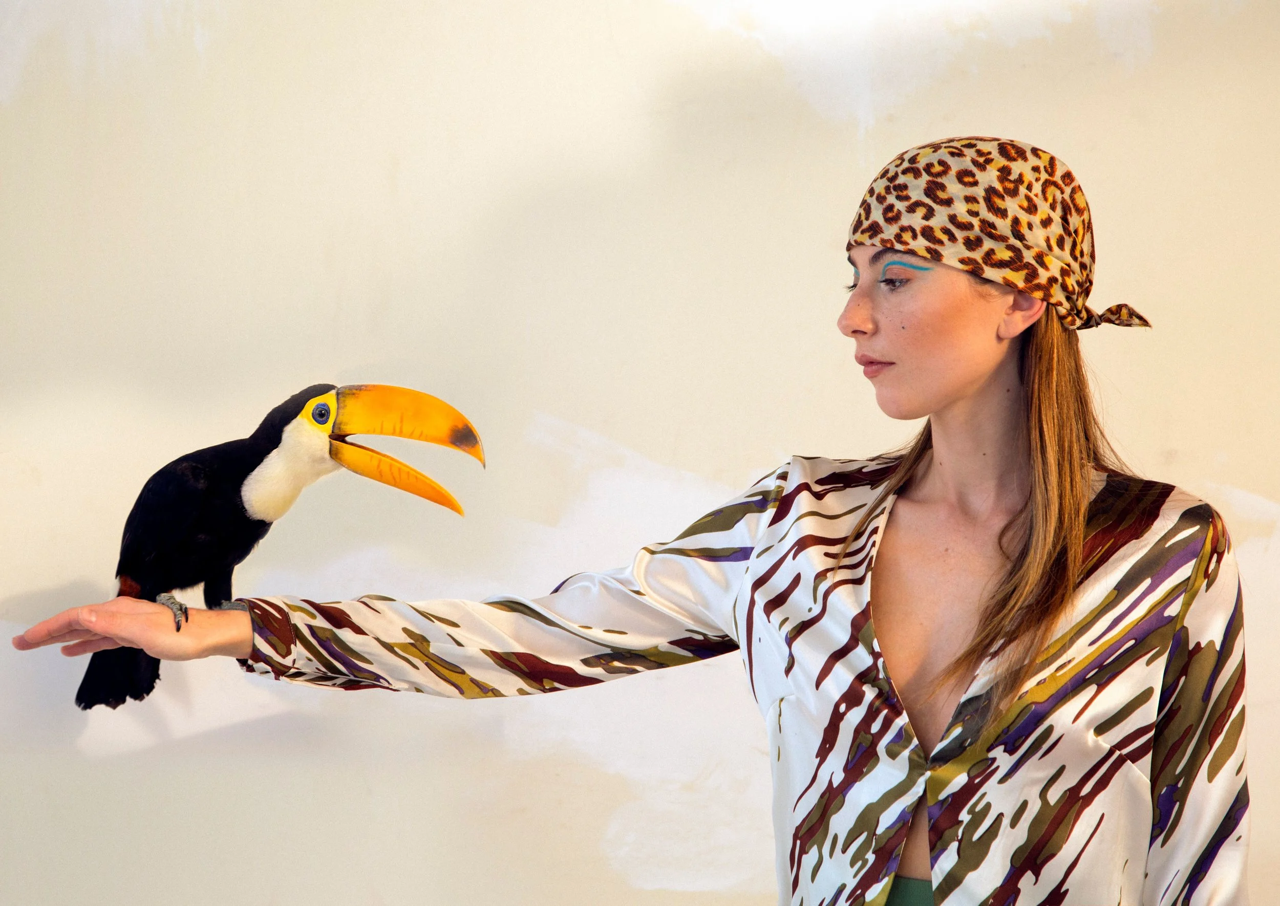 Karina Fontes by Noua Unu Studio