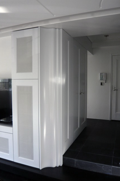 Entry millwork.png