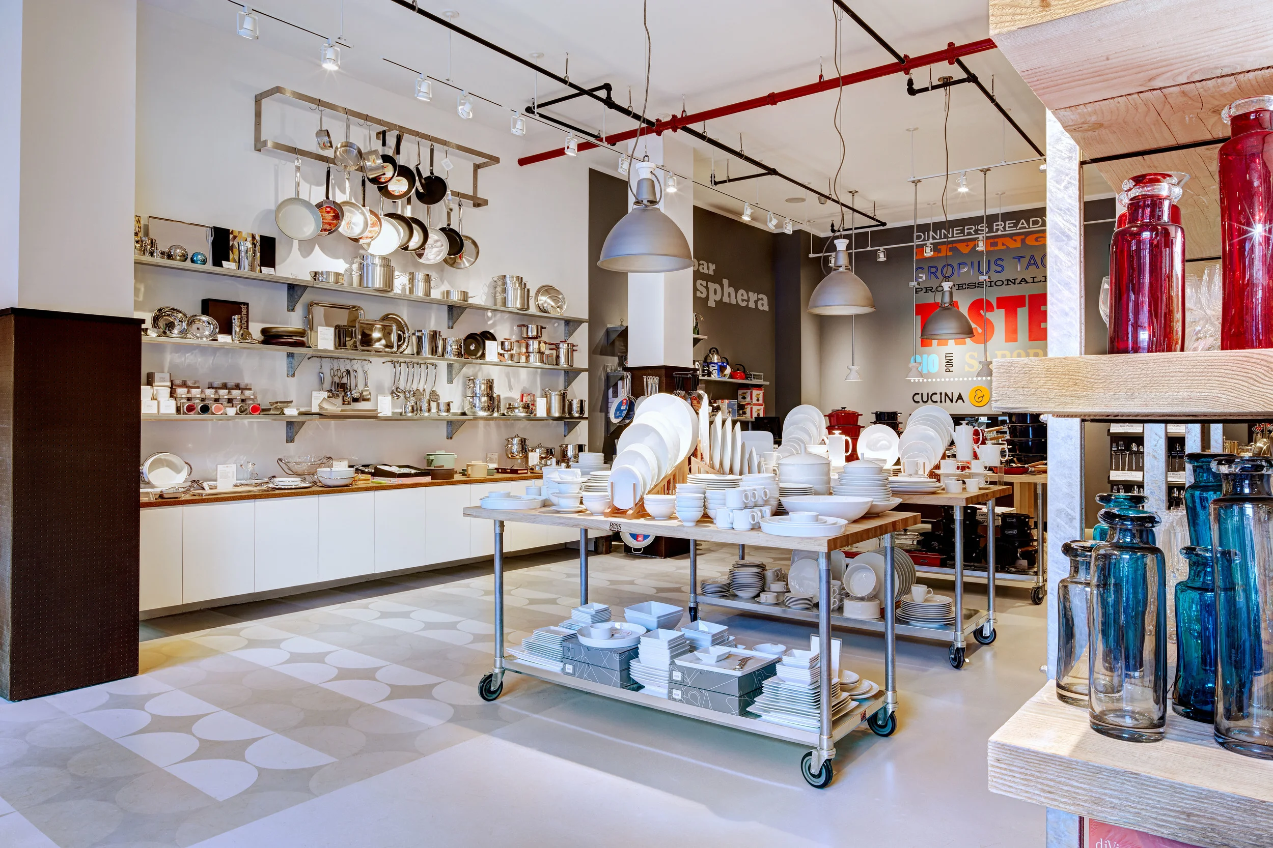 Table Top Displays (Retail Design)