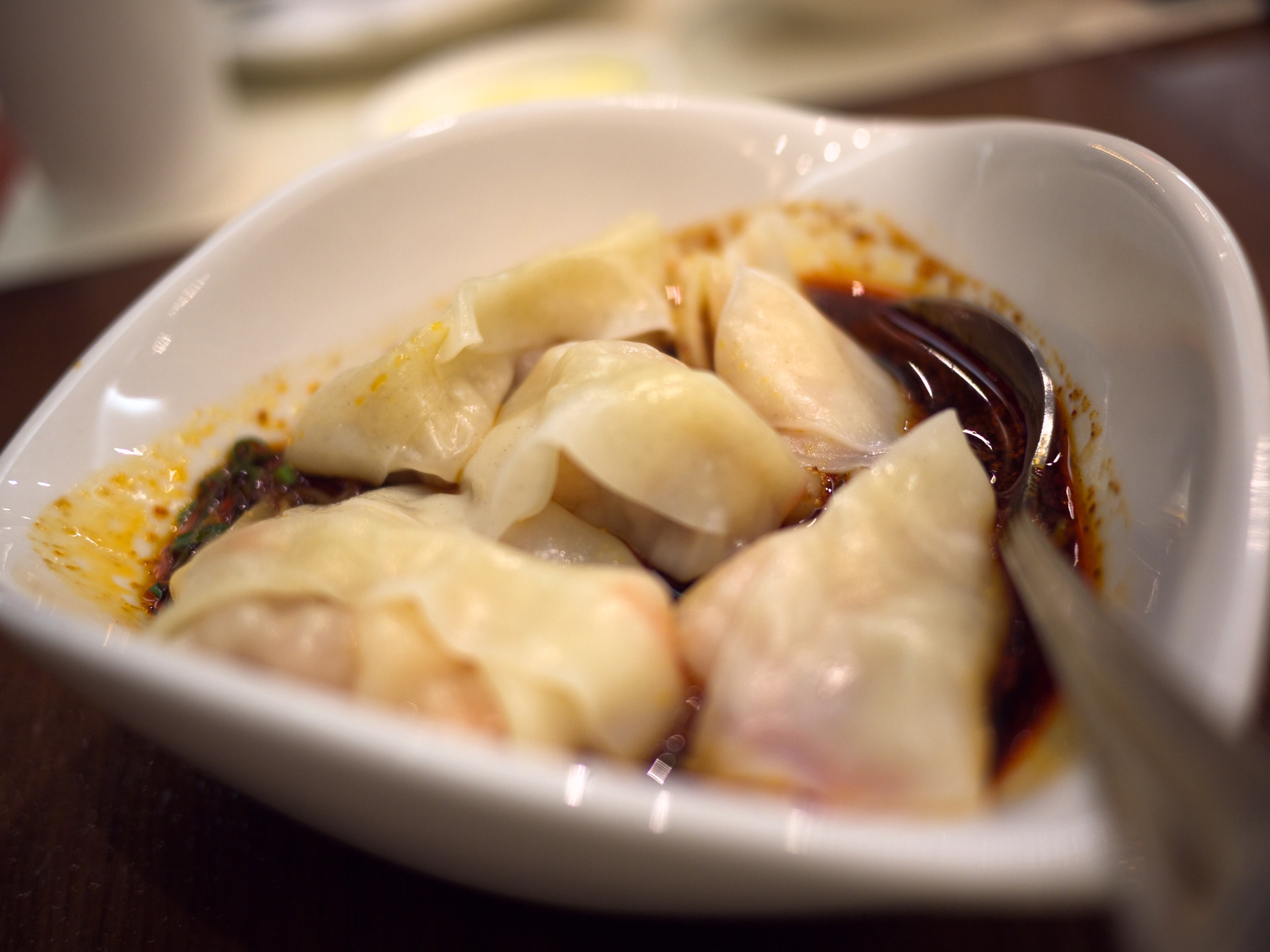 FOOD-DimSumTourists_2011-08-30_18-57-30_P1040094_©JosephLinaschke2011.jpg