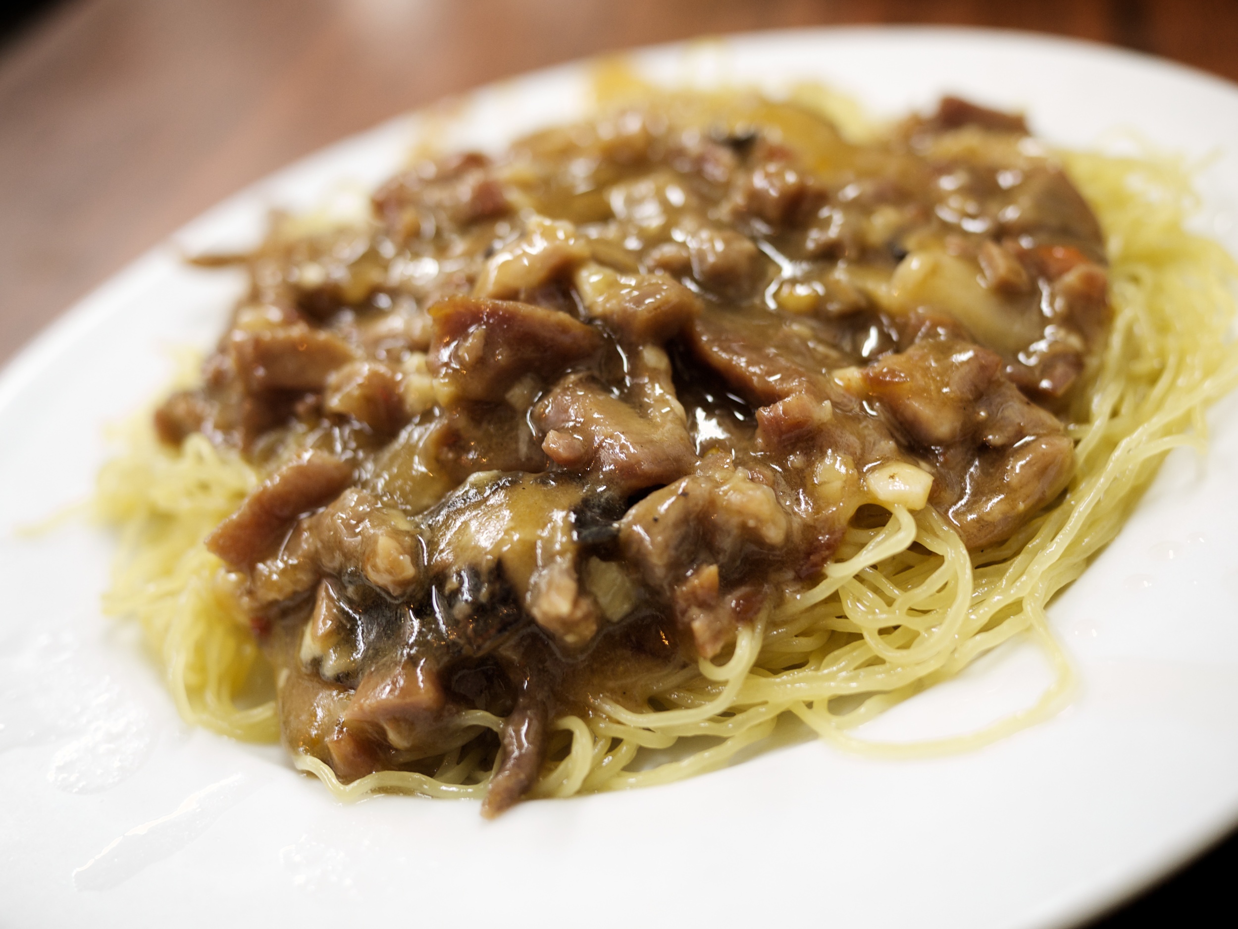 FOOD-Noodles_2011-09-08_19-41-20_P1040508_©JosephLinaschke2011.jpg