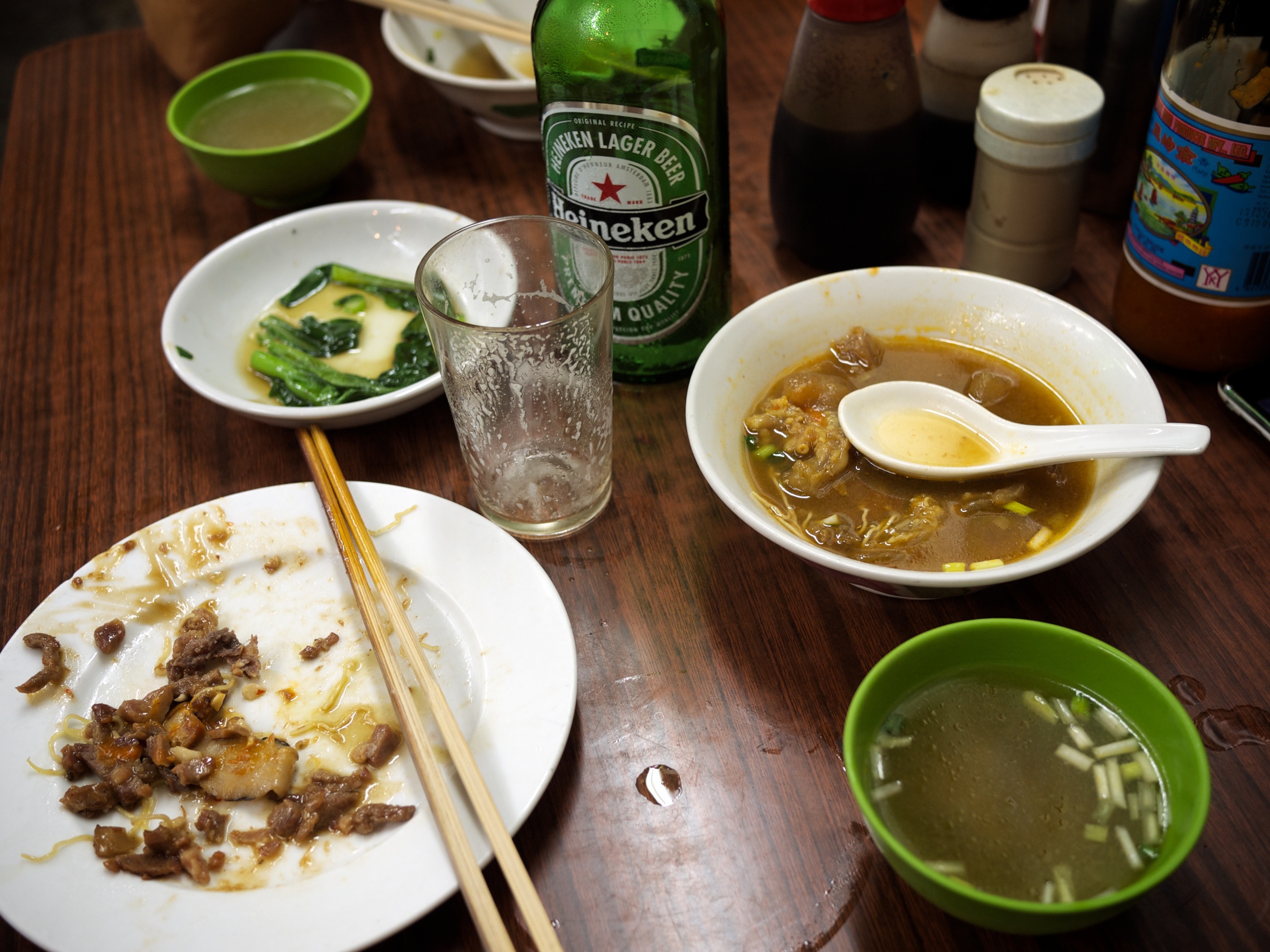 FOOD-Noodles_2011-09-08_20-21-58_P1040523_©JosephLinaschke2011.jpg