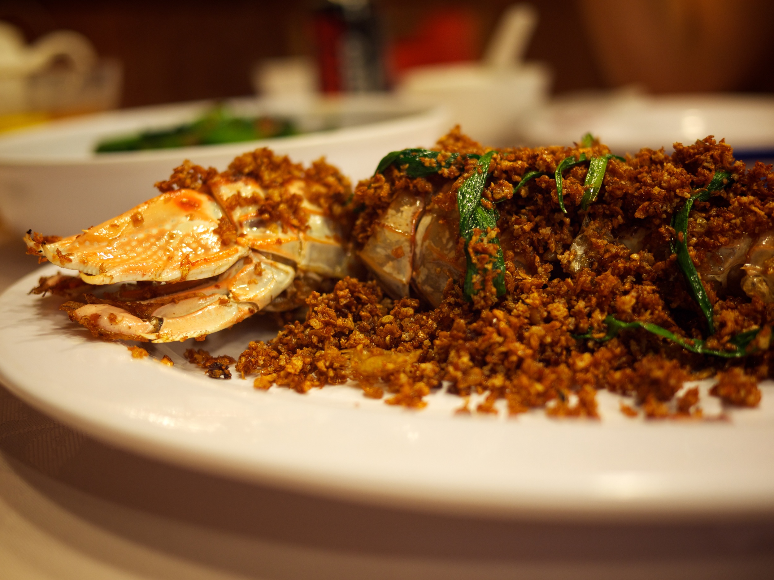 FOOD-ChiliCrab_2011-09-04_18-50-11_P1040272_©JosephLinaschke2011.jpg