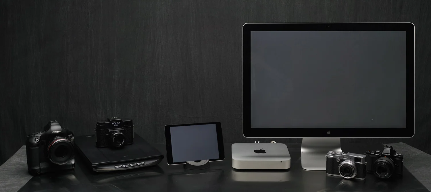 Here's the master photo, before retouching. See how straight that Mac screen looks?