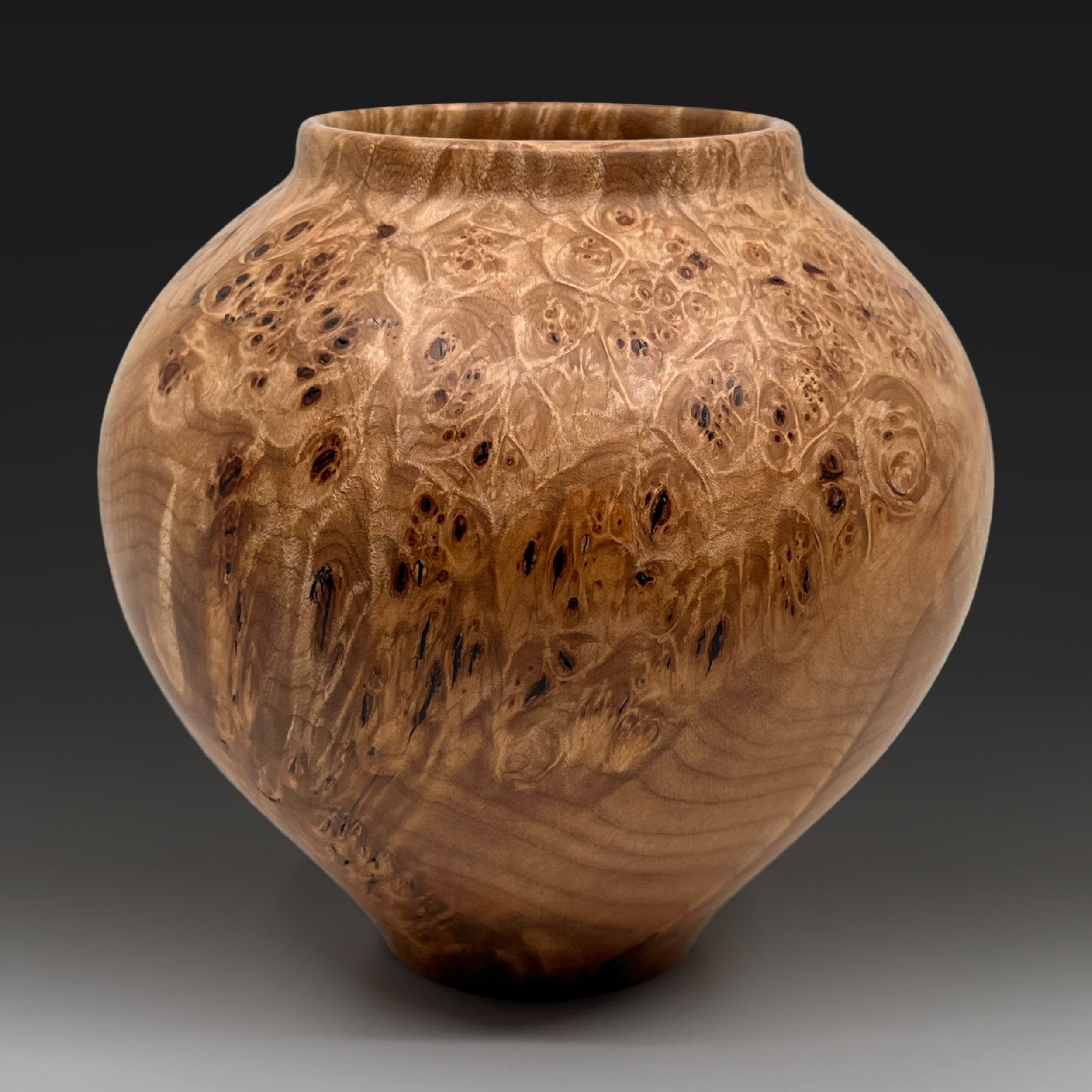 burl+amphora1.jpg