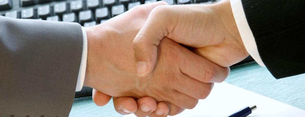 iStock_000000324875_Large_header-1040x400.jpg