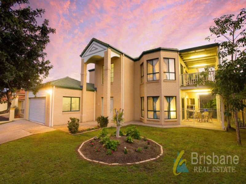 33 lakeside circuit, sinnamon park. sold for $700,000