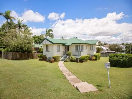19 brockhouse street, underwood. sold for $391,000