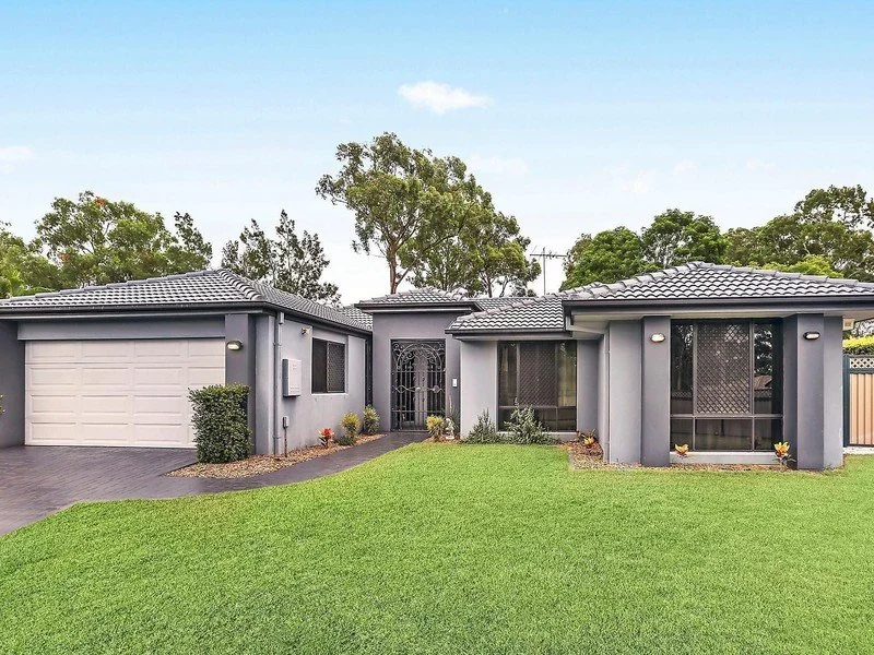 17 liverpool road, clayfield. sold for $1,430,000