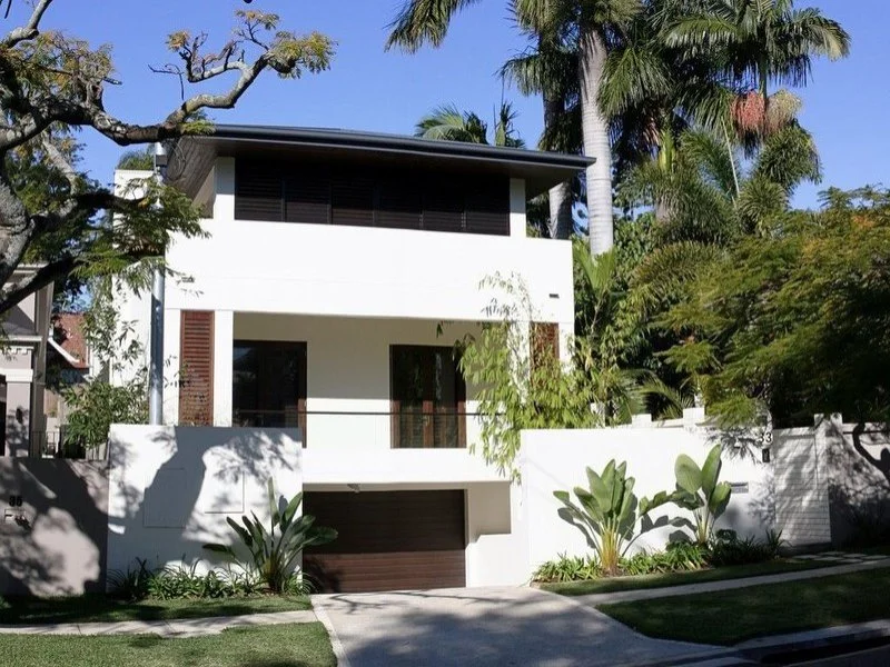 33 sparkes avenue, hamilton. sold for $2,100,000