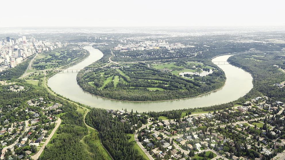 North Saskatchewan River Valley as seen from the air. With over 20 major parks and attractions, 7,400 hectares of land and a river valley that's 22 times the size of New York City's Central Park, there’s tons to explore.