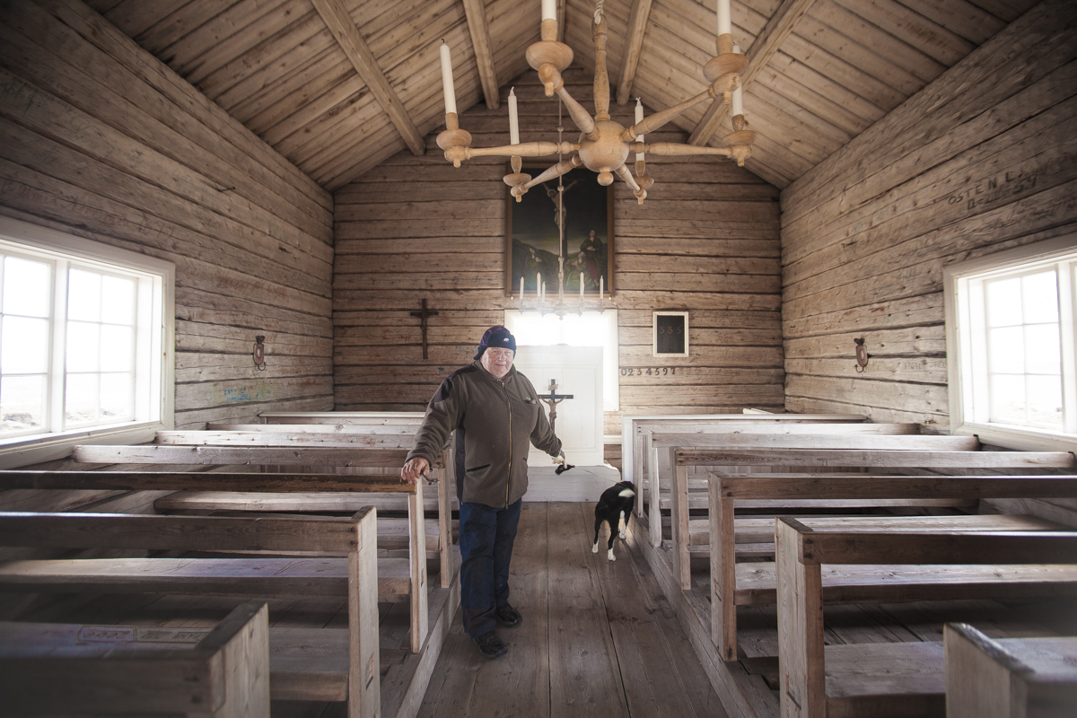 This friendly man opened the door with a enormous key to show us the inside of this little chapel