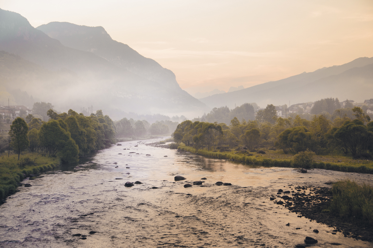 Try to get up early to experience the beautiful morning light in the valley.