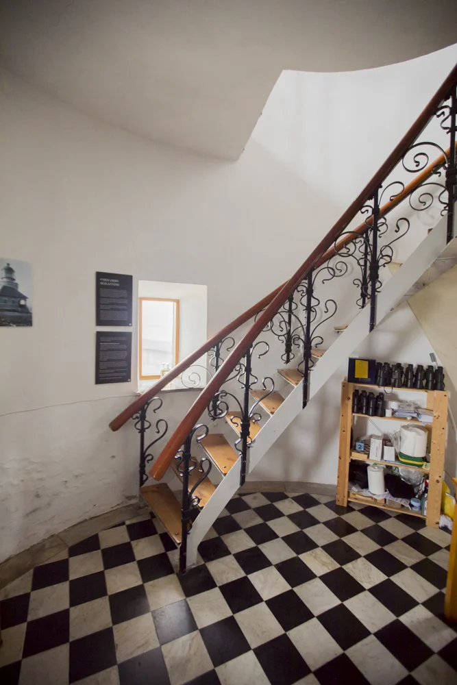 Built in 1561, the beautifully designed staircase looks stunning.