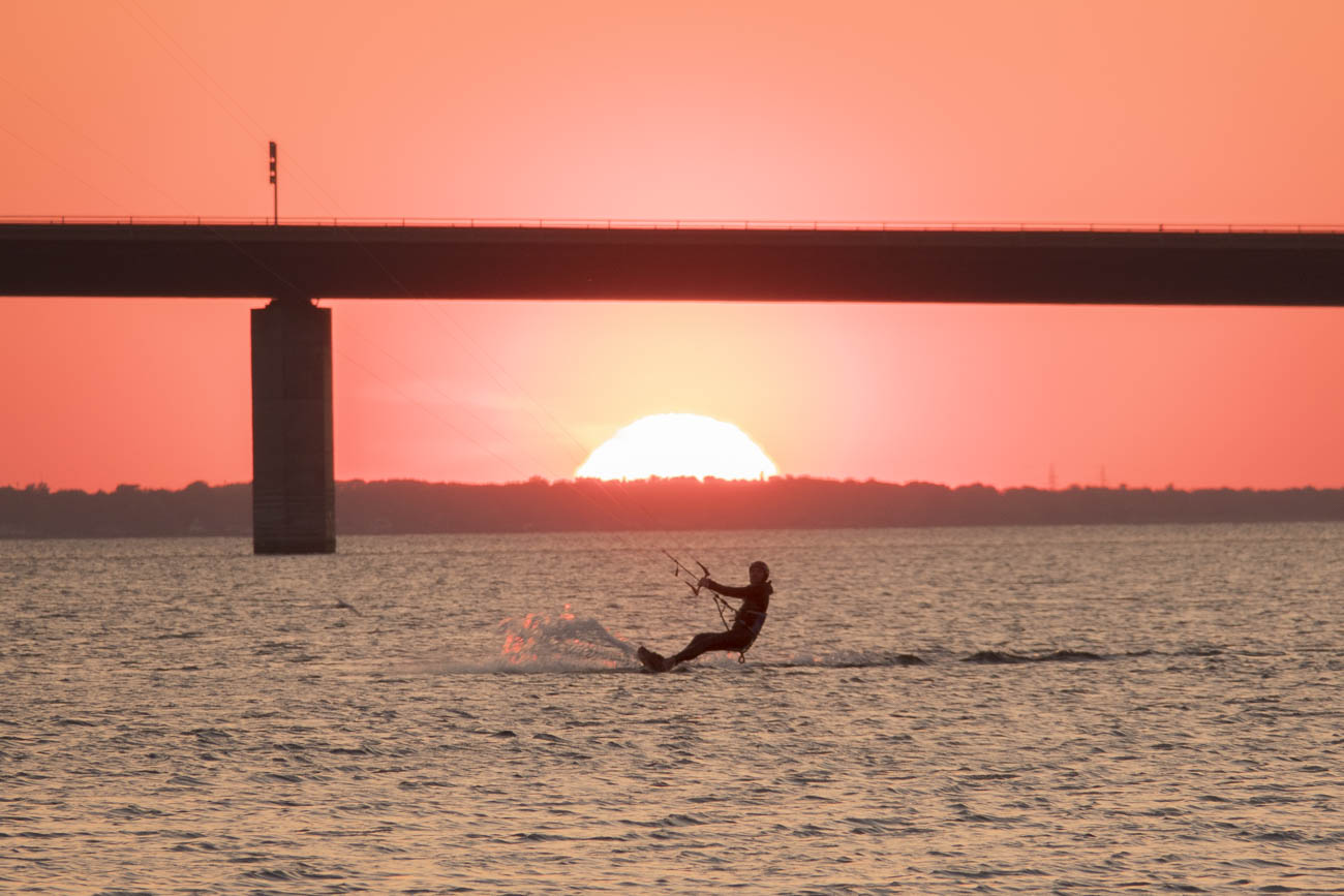 The perfect spot to catch both sunset and kite surfer